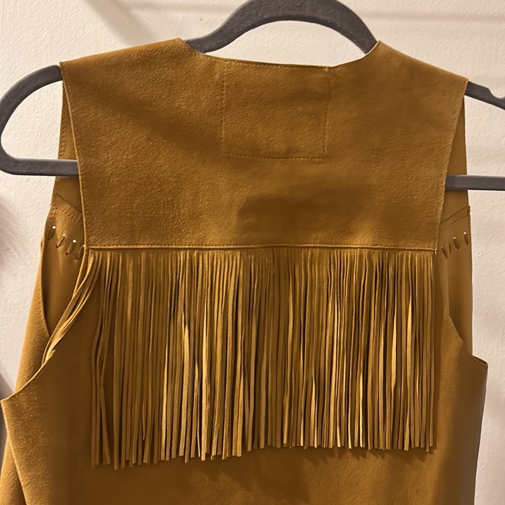 Fringed Mustard Yellow Vest with Star Cutouts - Picture 8 of 8